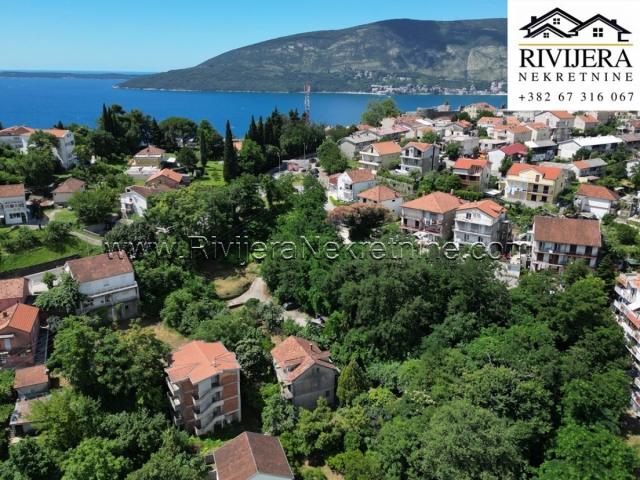 The family house near the center of Herceg Novi