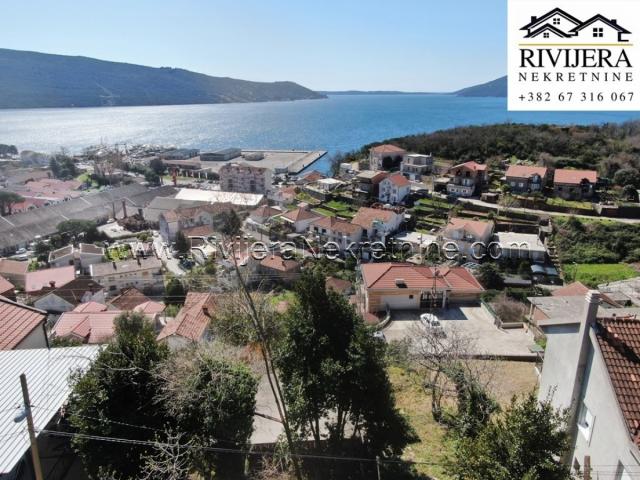 Prizemna kuca sa zemljistem pogled na more Zelenika Herceg Novi