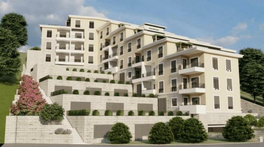 Complex in Bečići, just 700 m away from the sea; One bedroom apartment 59 m2