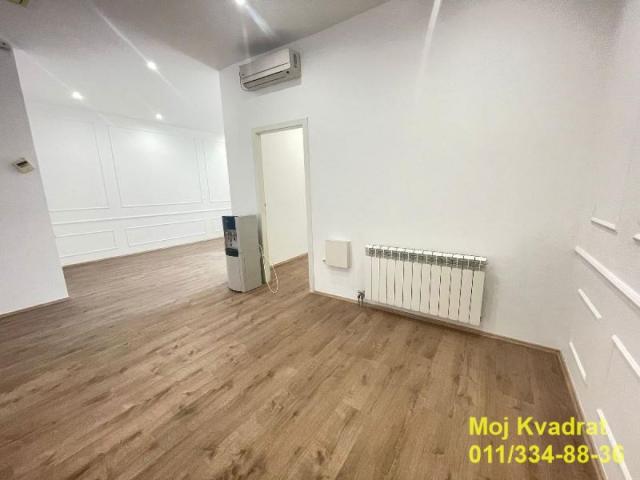 Vračar, Hram Svetog Save - Stojana Protića, 65m2