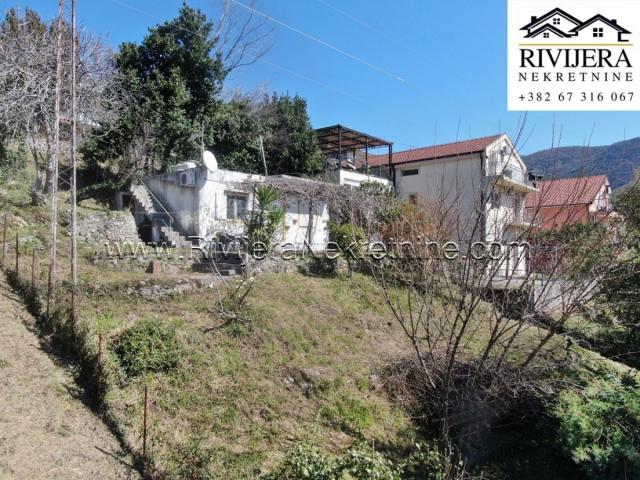 Ground floor house with a land view of the sea Zelenika Herceg Novi