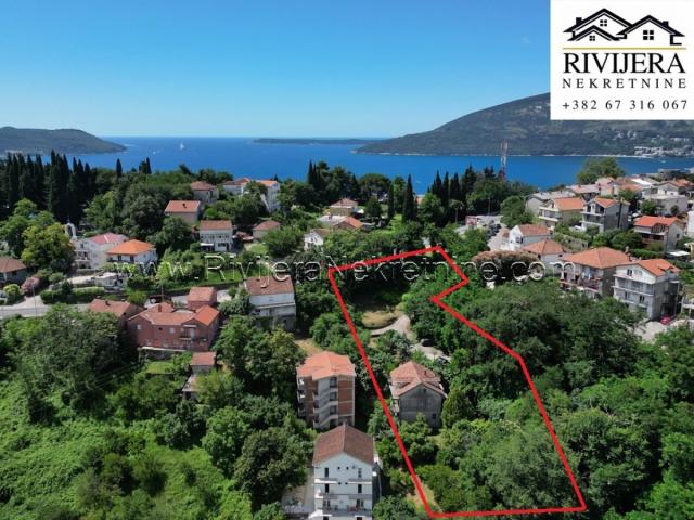 Porodicna kuca siri centar Herceg Novi 