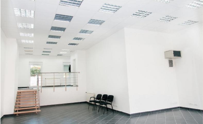 ZEMUN ZEMUN 200m2 , 1500e