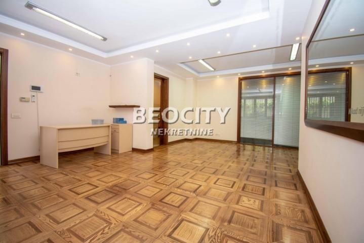 Zvezdara, Kluz, Milana Rakića , 5. 0, 450m2, 3800EUR