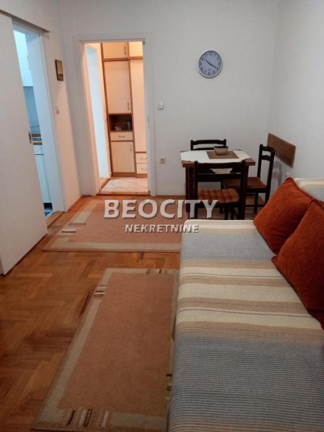 Novi Sad, Grbavica, Alekse Šantića, 1. 5, 40m2, 400EUR