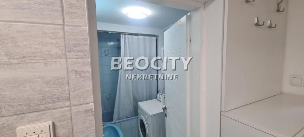 Novi Beograd, Blok 18, Dragana Jeftića, 1. 0, 28m2, 280EUR