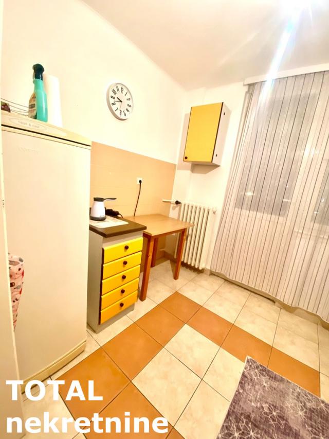 1. 5 Jednoiposoban stan NOVI SAD, 128750€