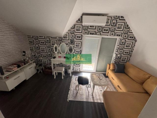 ADICE -Odlična kuća P+PK 230M2KOMPLETNO NAMEŠTENA!