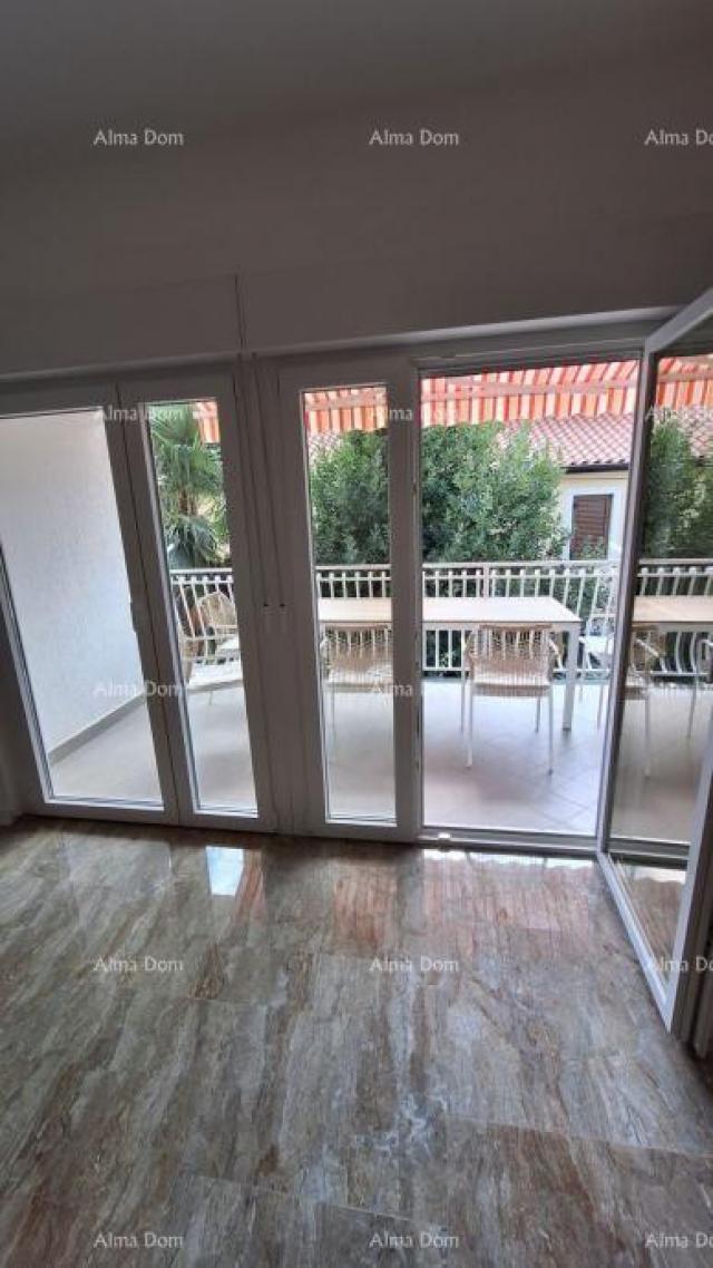 Apartment An apartment of 100.08 m2 is for sale in Poreč