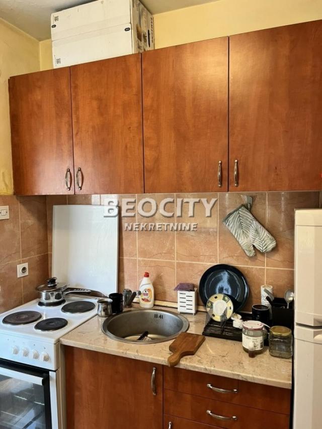 Novi Sad, Socijalno, Braće Jovandić, 1. 5, 50m2, 350EUR