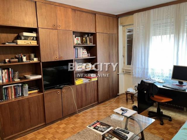 Novi Sad, Socijalno, Braće Jovandić, 1. 5, 50m2, 350EUR