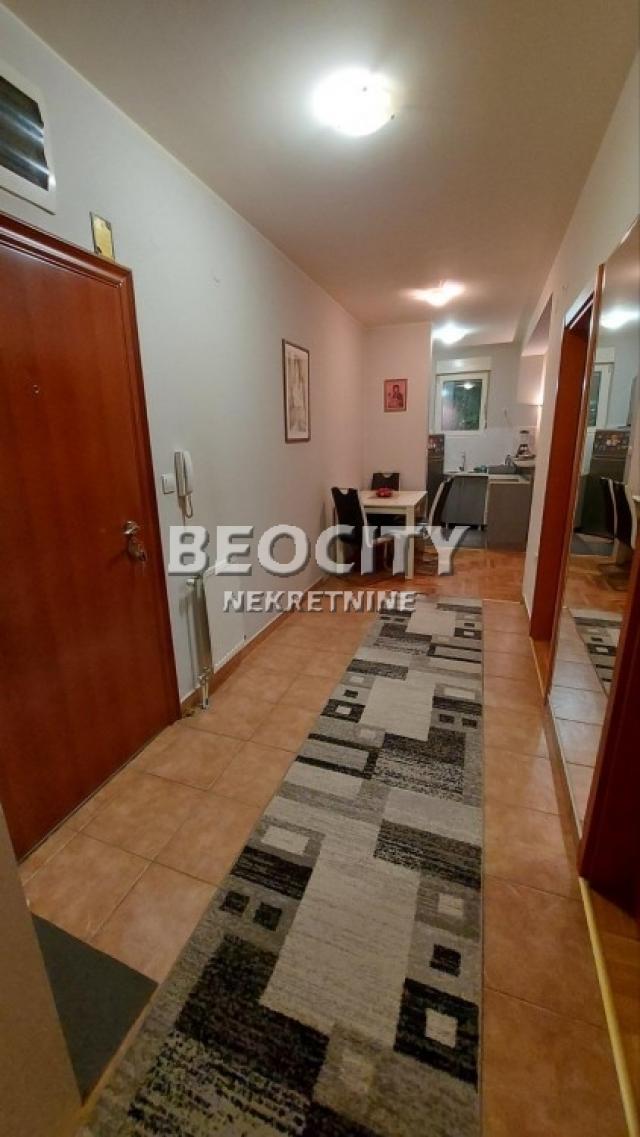 Novi Sad, Grbavica, Lasla Gala, 2. 5, 50m2, 129990EUR