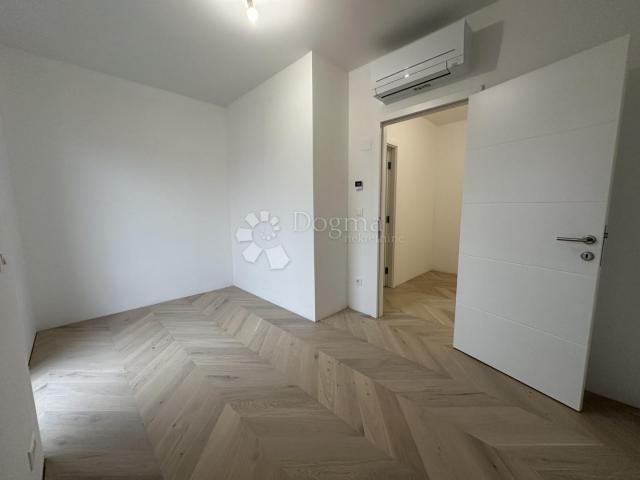 Flat Kantrida, Rijeka, 151,45m2