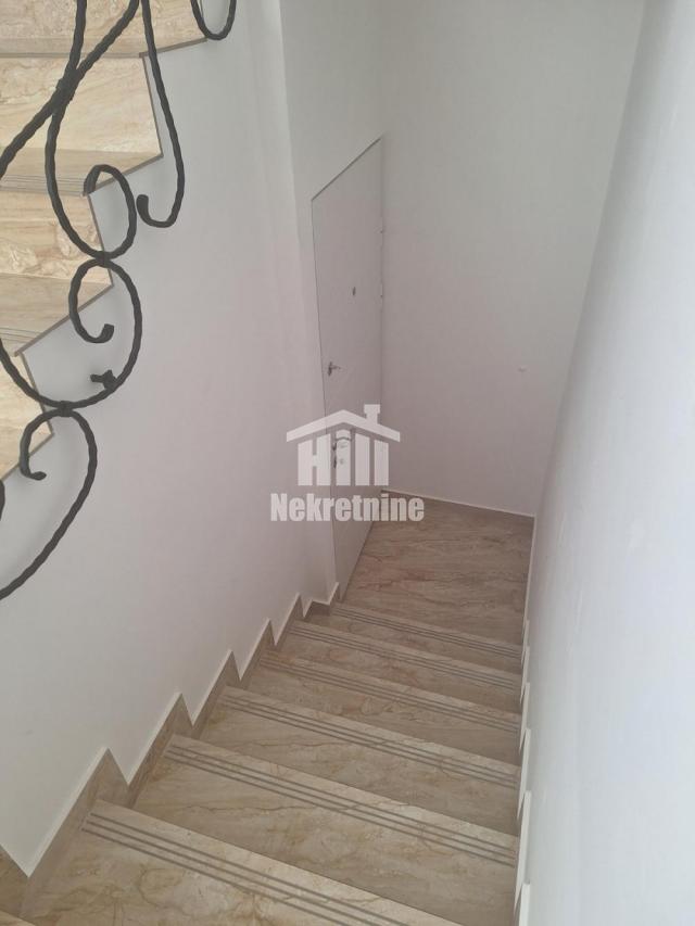 Autokomanda lux duplex sa garažom, uknjiženo 94m2, mereno 102m2 ID#1433