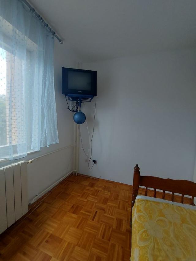 Novi Beograd - Bežanijska kosa II,  4, 0 s, 64 m2, namešten