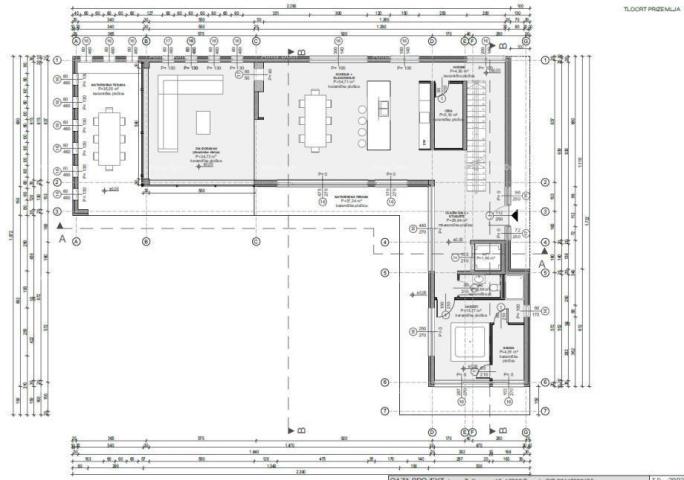 Building land We are selling a plot of land in Bale with a building permit for house construction.