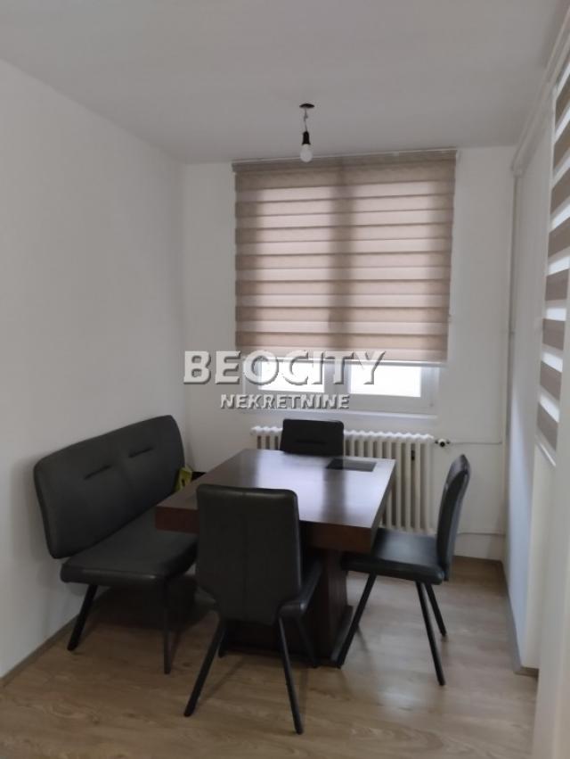 Novi Sad, Liman 2, Bulevar cara Lazara , 2. 5, 62m2, 700EUR LUX RENOVIRAN!