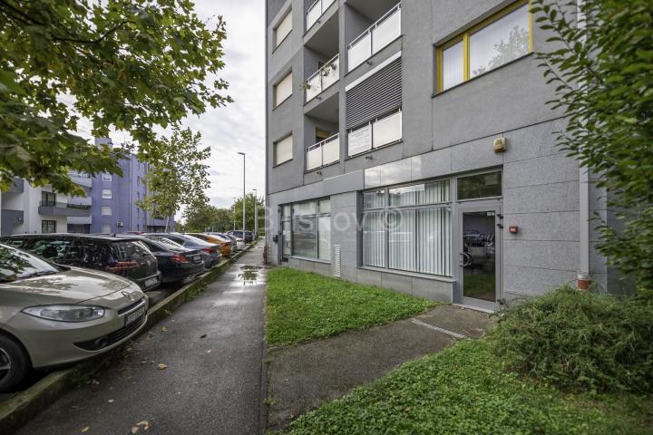 Prodaja, Zagreb, Maksimir, poslovni prostor, 151m2 u prizemlju zgrade 