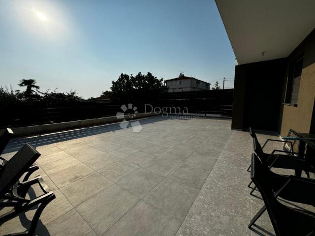 Flat Stranići kod Nove Vasi, Poreč, 113m2