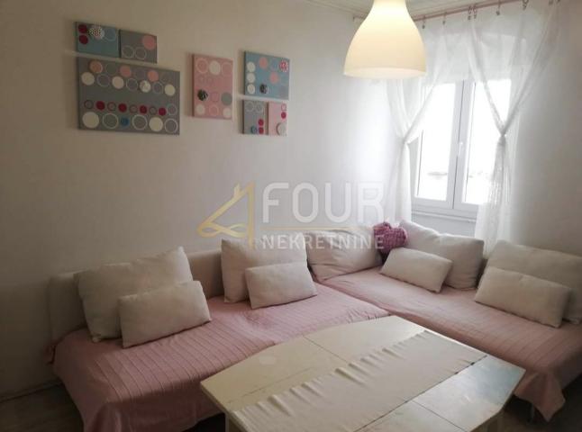 Flat Centar, Rijeka, 56m2