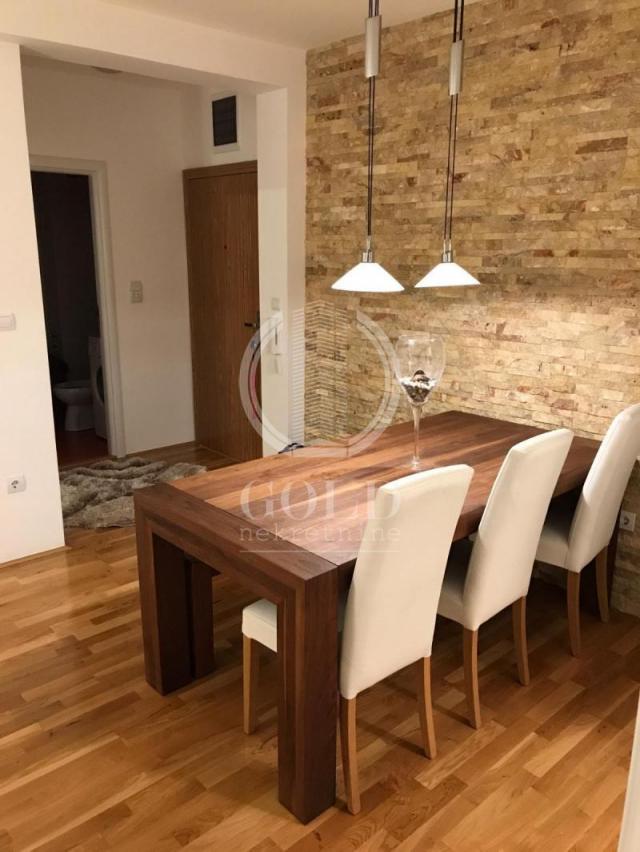 Dvoiposoban stan sa garažom u suterenu! Đorđa Rajkovića, 51. 00m2, 700 eur ID#3466