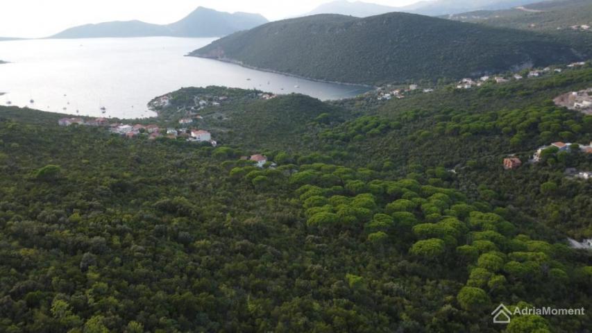 Zemljište na Luštici - za izgradnju hotelskog kompleksa