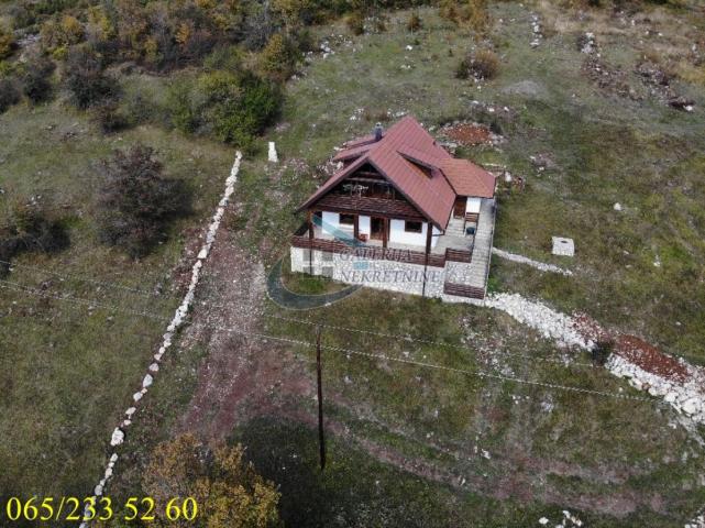 Zlatibor planina - Draglica, kuća 277m2 na 40 ari placa