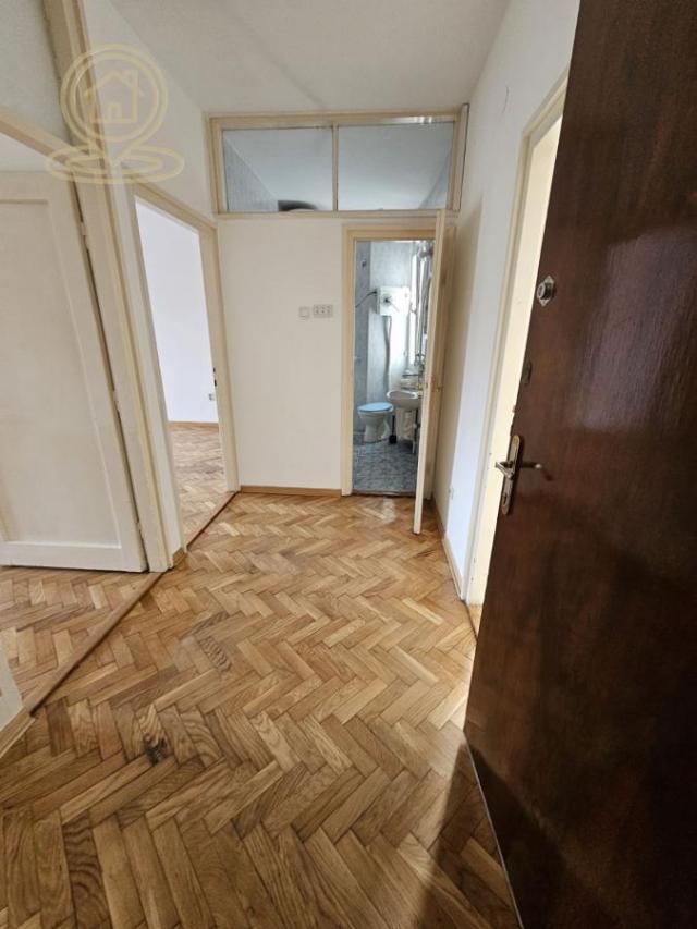 Poslovni prostor na Slaviji 70m2