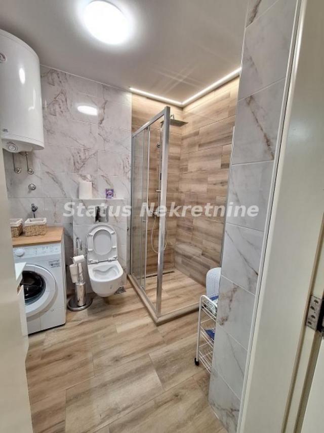 ODLIČAN LUX NAMEŠTEN DVOSOBAN STAN 60M2 CENTAR GRADA, BLIZU SPENSA, 750EU