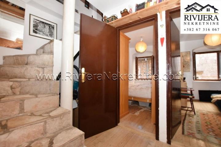 Two-bedroom apartment in the old town of Herceg Novi