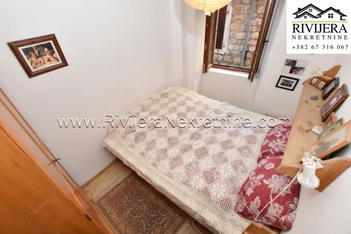 Two-bedroom apartment in the old town of Herceg Novi