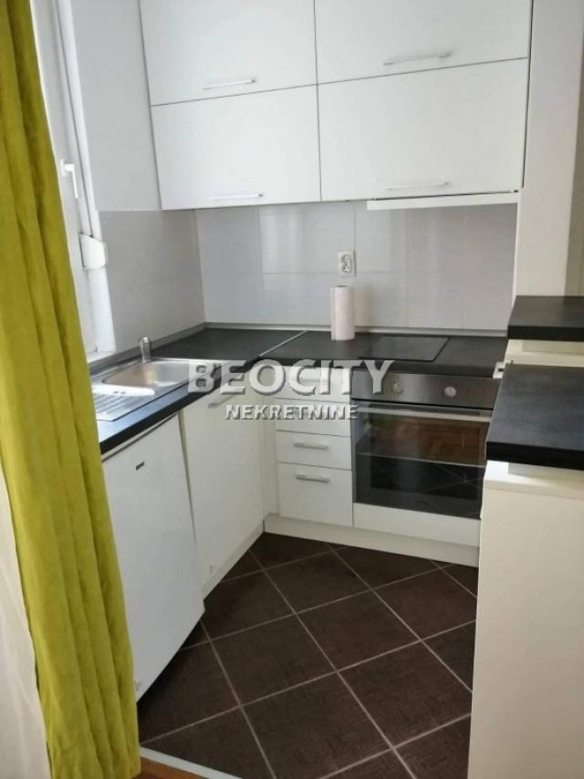 Novi Sad, Grbavica, Lasla Gala, 1. 5, 37m2, 500EUR