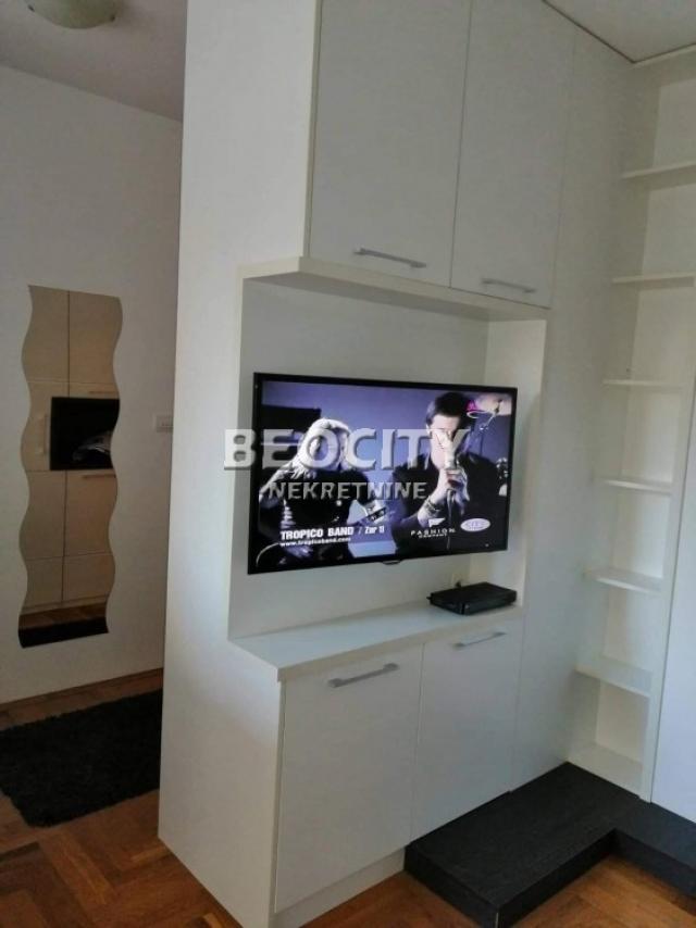 Novi Sad, Grbavica, Lasla Gala, 1. 5, 37m2, 500EUR