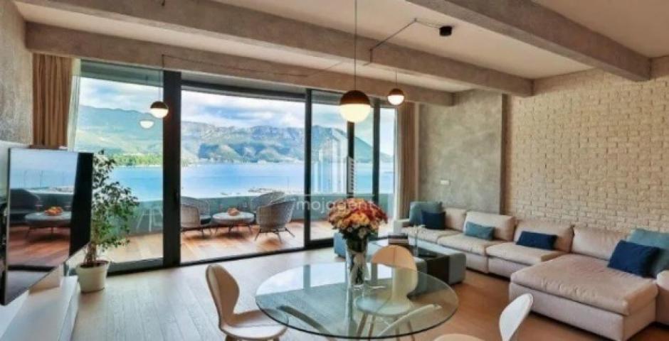 Luxurious Apartment in Royal Gardens Budva