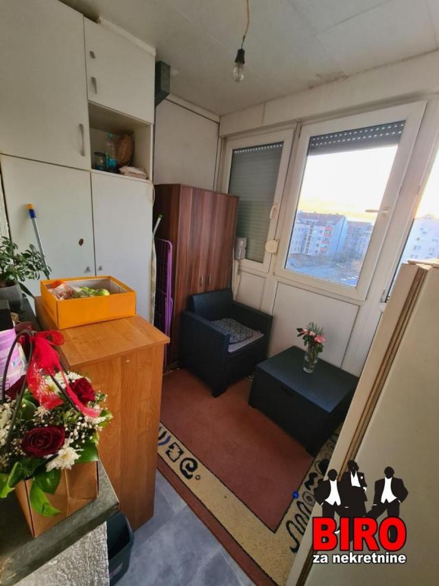 NOVI SAD - NOVA DETELINARA - JEDNOIPOSOBAN STAN - 32 m2