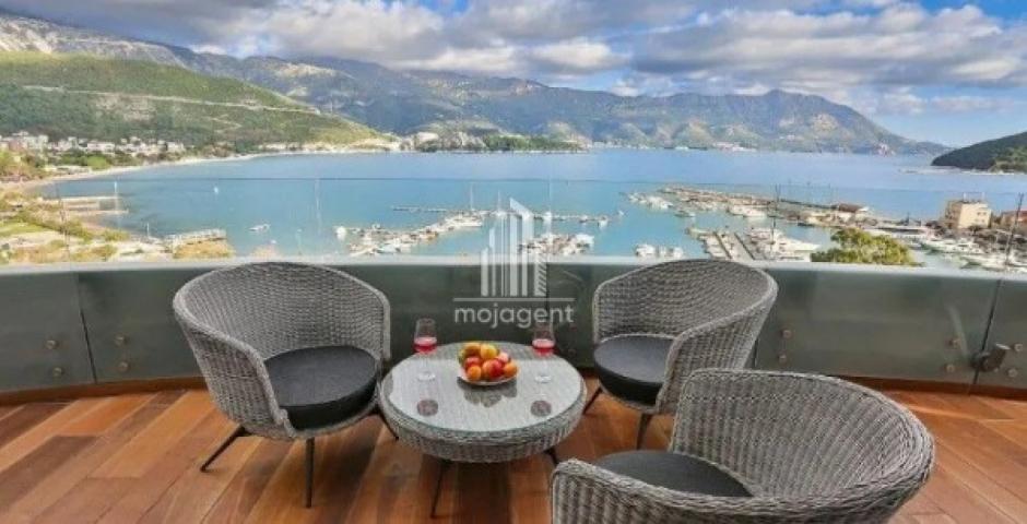 Luxurious Apartment in Royal Gardens Budva