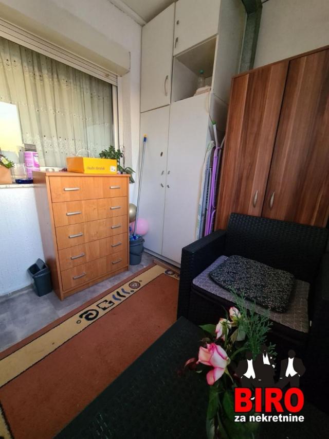 NOVI SAD - NOVA DETELINARA - JEDNOIPOSOBAN STAN - 32 m2