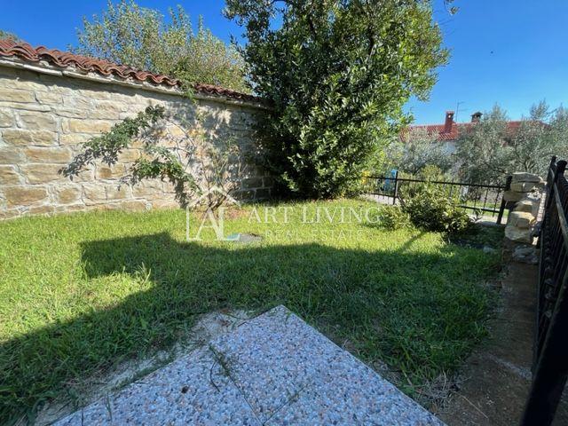 Buje-surroundings, Charming stone house with swimming pool