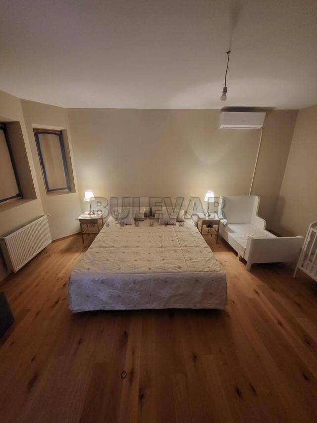 Izdaje se luksuzna kuća u Čalijama, 280m2