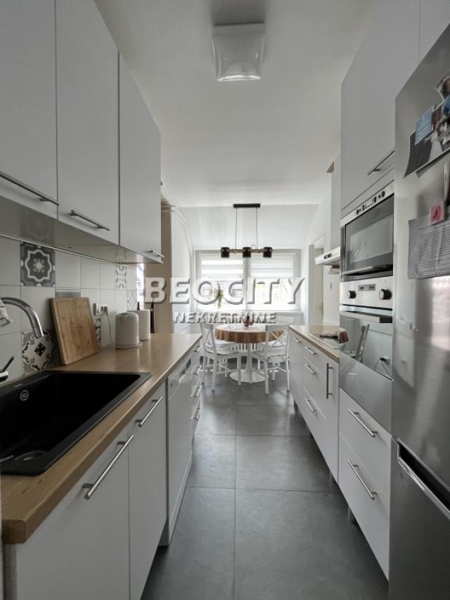 Novi Sad, Liman 3, Blazakova, 3. 0, 77m2, 170000EUR