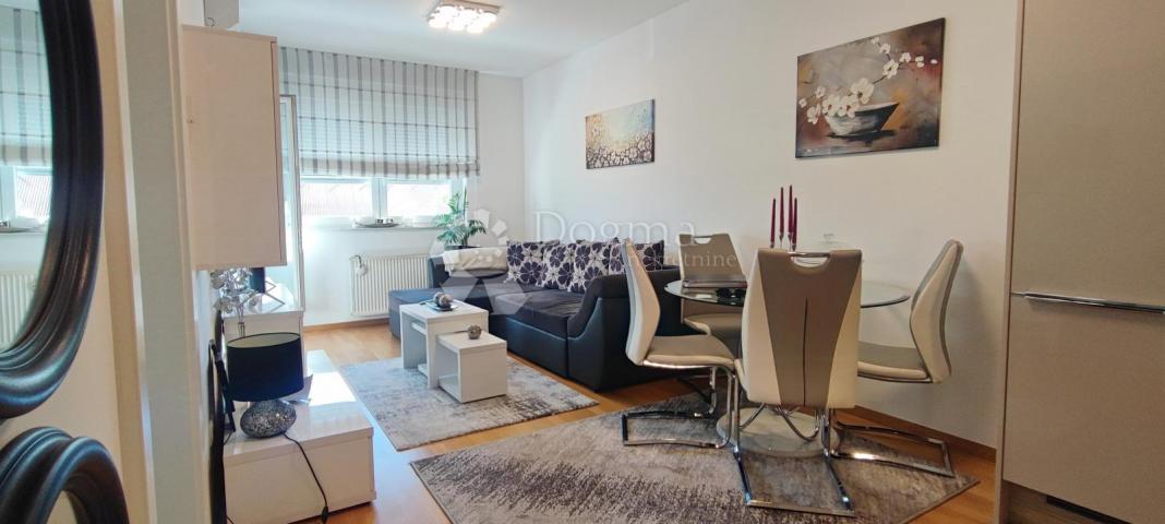 Flat Donje Svetice, Peščenica - Žitnjak, 43m2