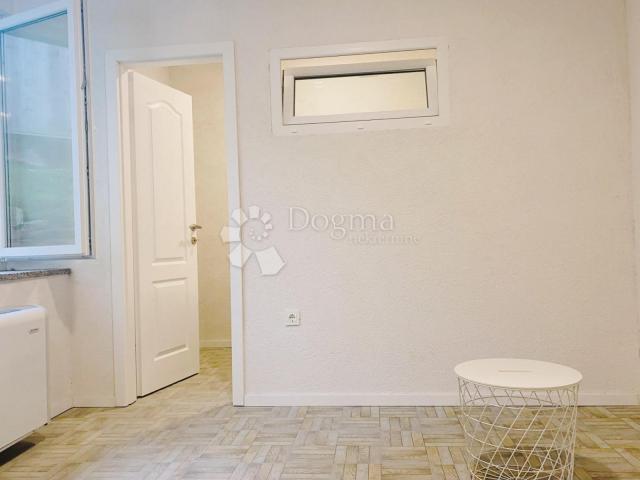 Flat Gornji grad, Gornji Grad - Medveščak, 38m2