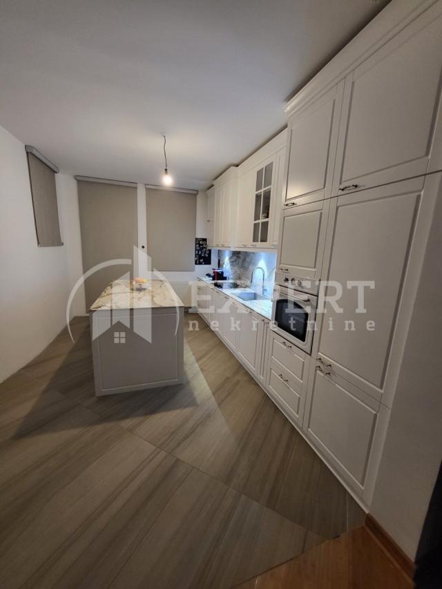 Izdaje se luksuzna kuća u Čalijama, 280m2