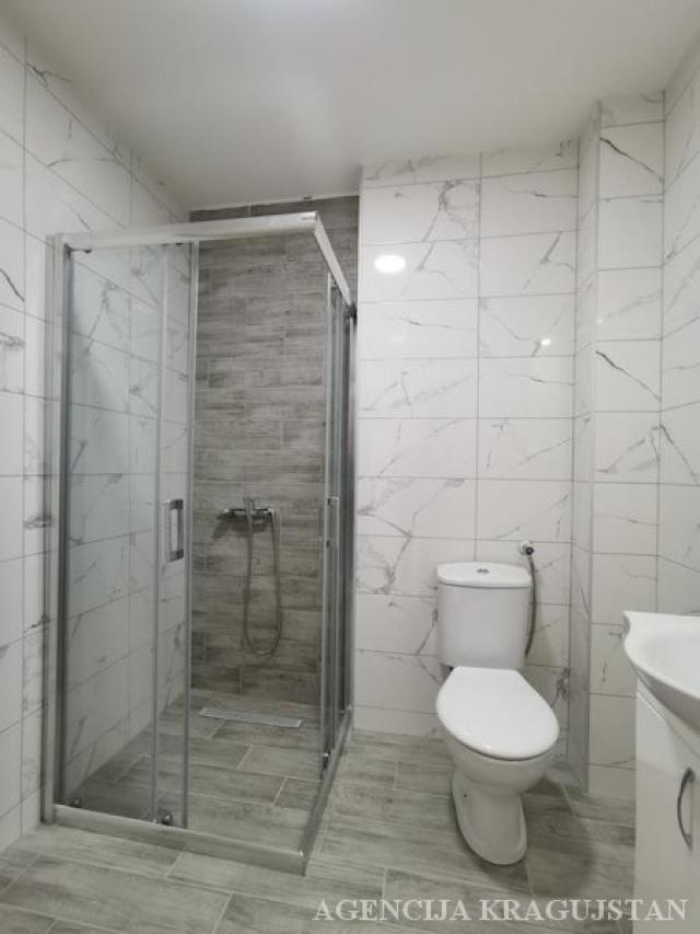 Izdavanje, Stan, 31. 00m2 , Bubanj