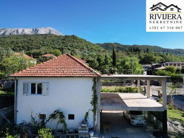 Two-storey house Mojdez Herceg Novi