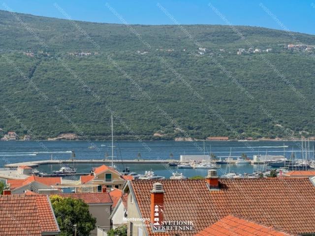 Apartments for sale in Herceg Novi – Three bedroom duplex apartment with sea vie