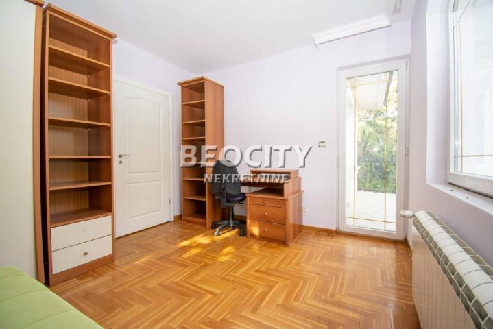 Zemun, Donji grad, Radoja Dakića, 5. 0, 300m2, 1500000EUR