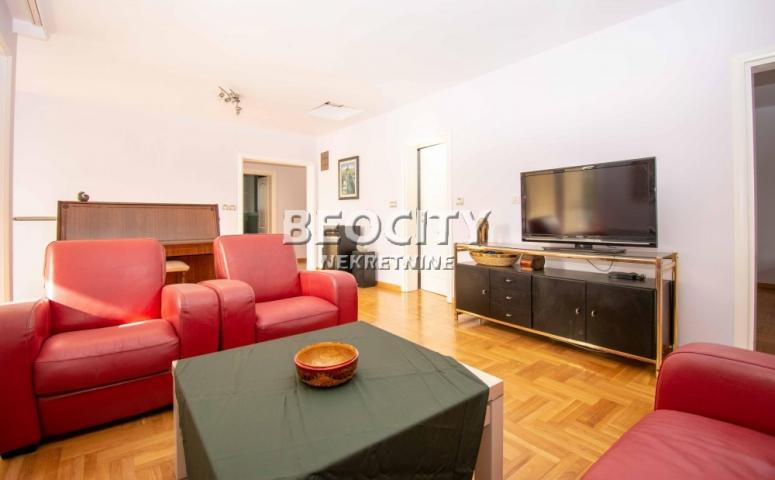 Zemun, Donji grad, Radoja Dakića, 5. 0, 300m2, 1500000EUR