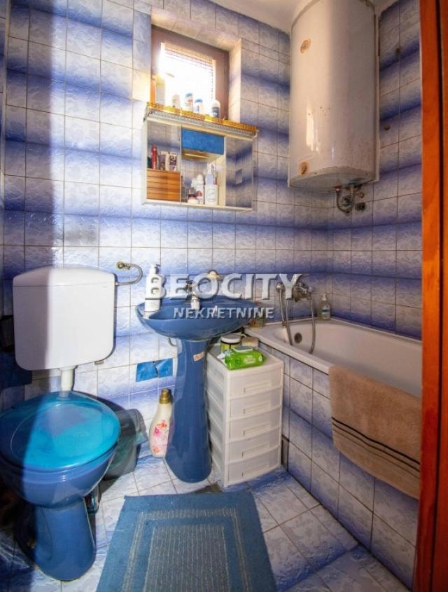 Čukarica, Sremčica, Ilije Vukićevića, 6. 0, 190m2, 134000EUR