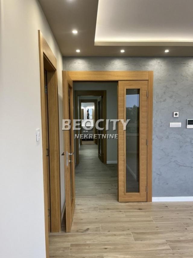 Novi Sad, Spens, Radnička, 4. 0, 101m2, 2500EUR